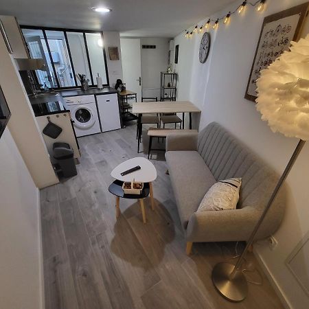 Superbe Appartement T2 Centre Historique Ла Сутерен Екстериор снимка